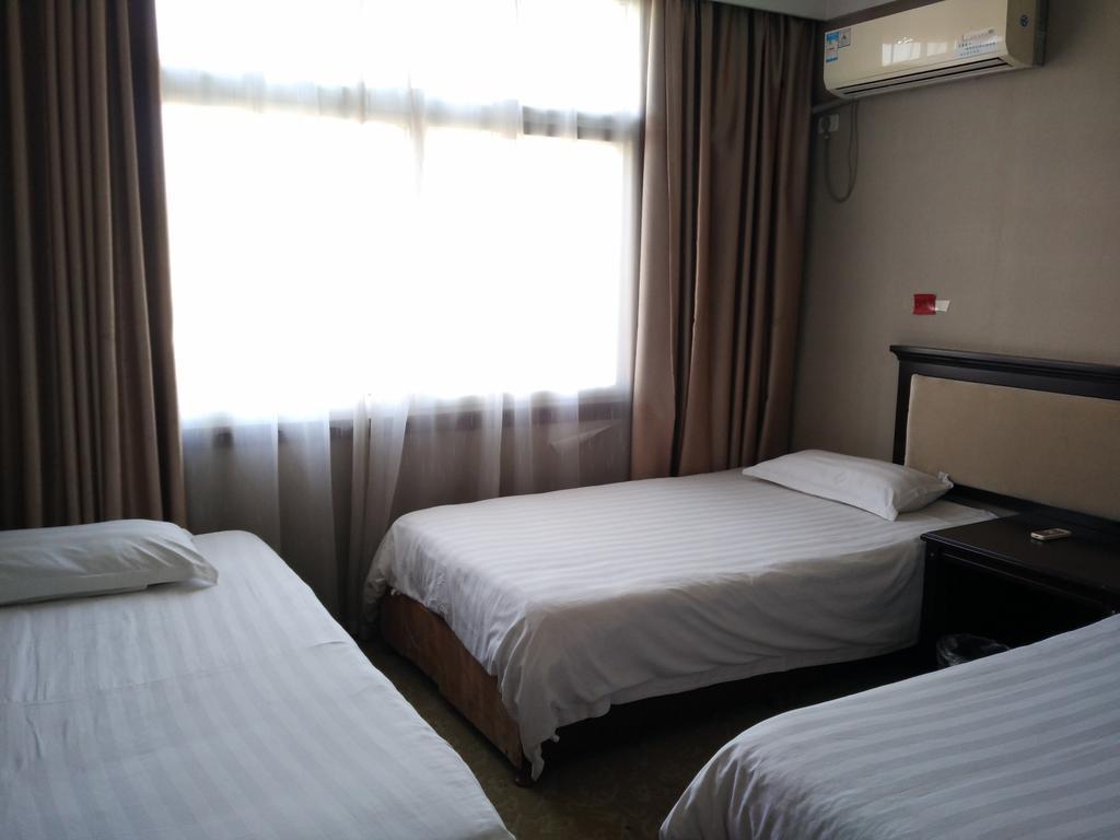 Wudang International Youth Hostel Danjiangkou Luaran gambar